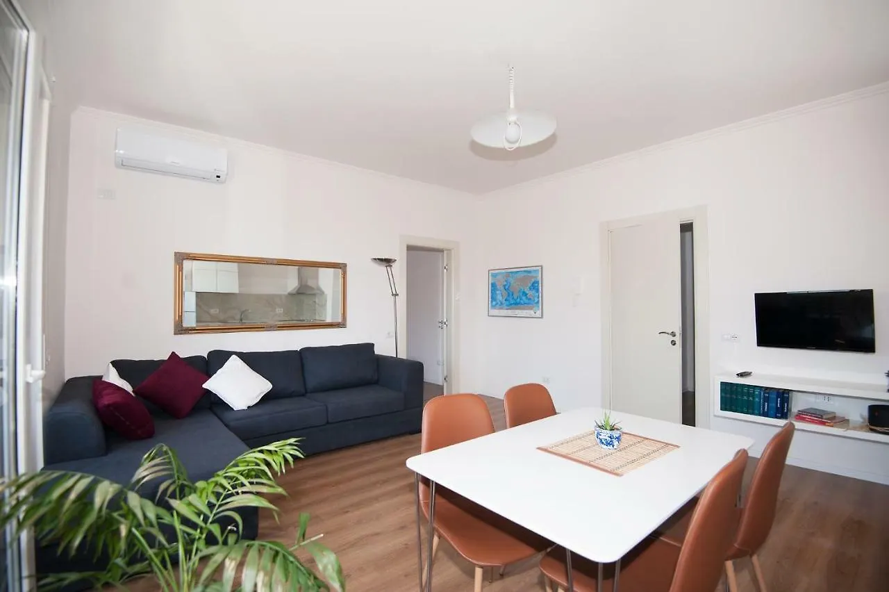 New Apartament Apartment Tirana